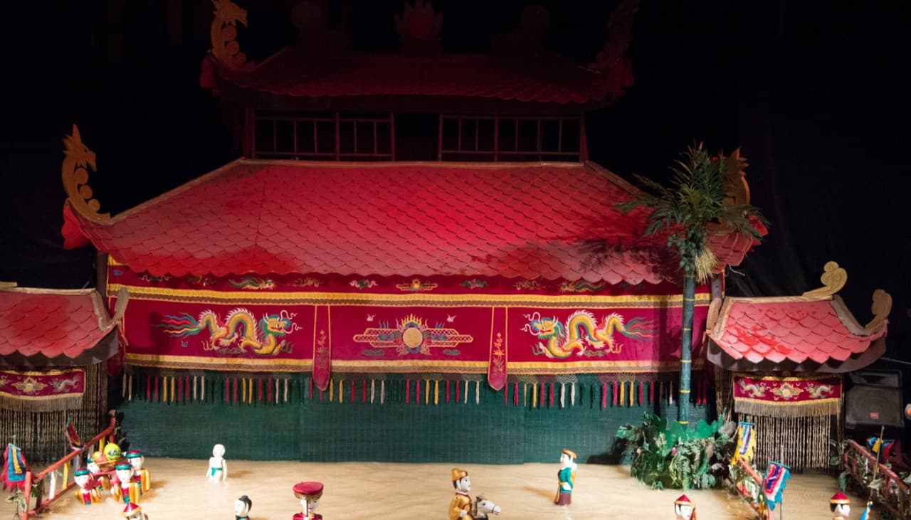 Saigon Evening Tour with Water Puppetry Show and Dinner Cruise - تصویر 5