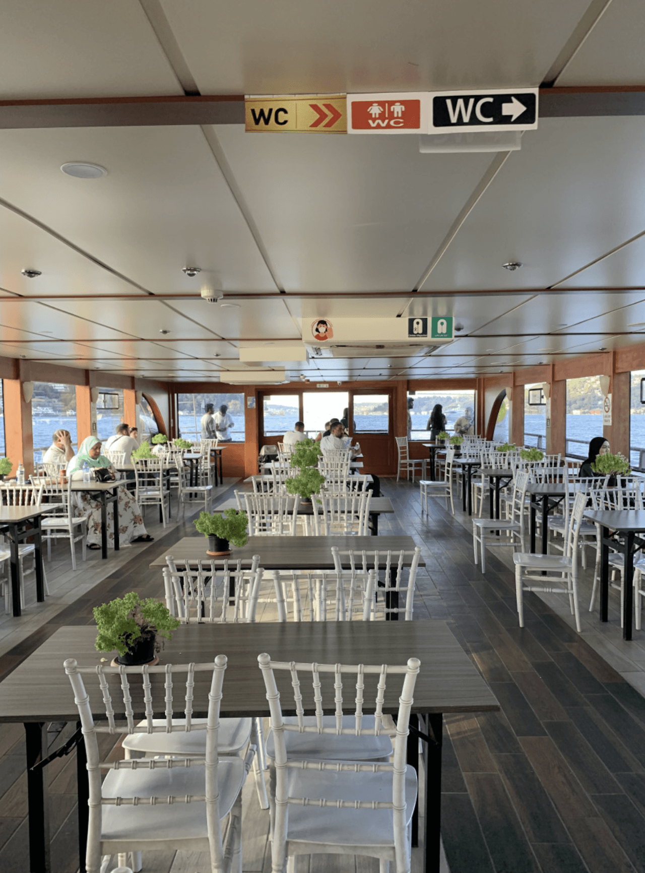 Golden Horn and Bosphorus Sightseeing Cruise with Audio Guide - تصویر 9