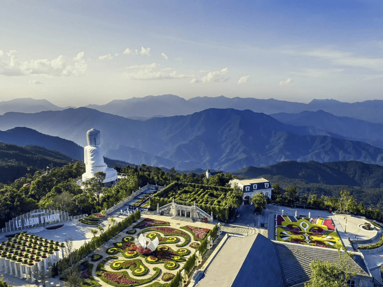 Ba Na Hills and Golden Bridge Full-Day Tour from Da Nang - تصویر 3