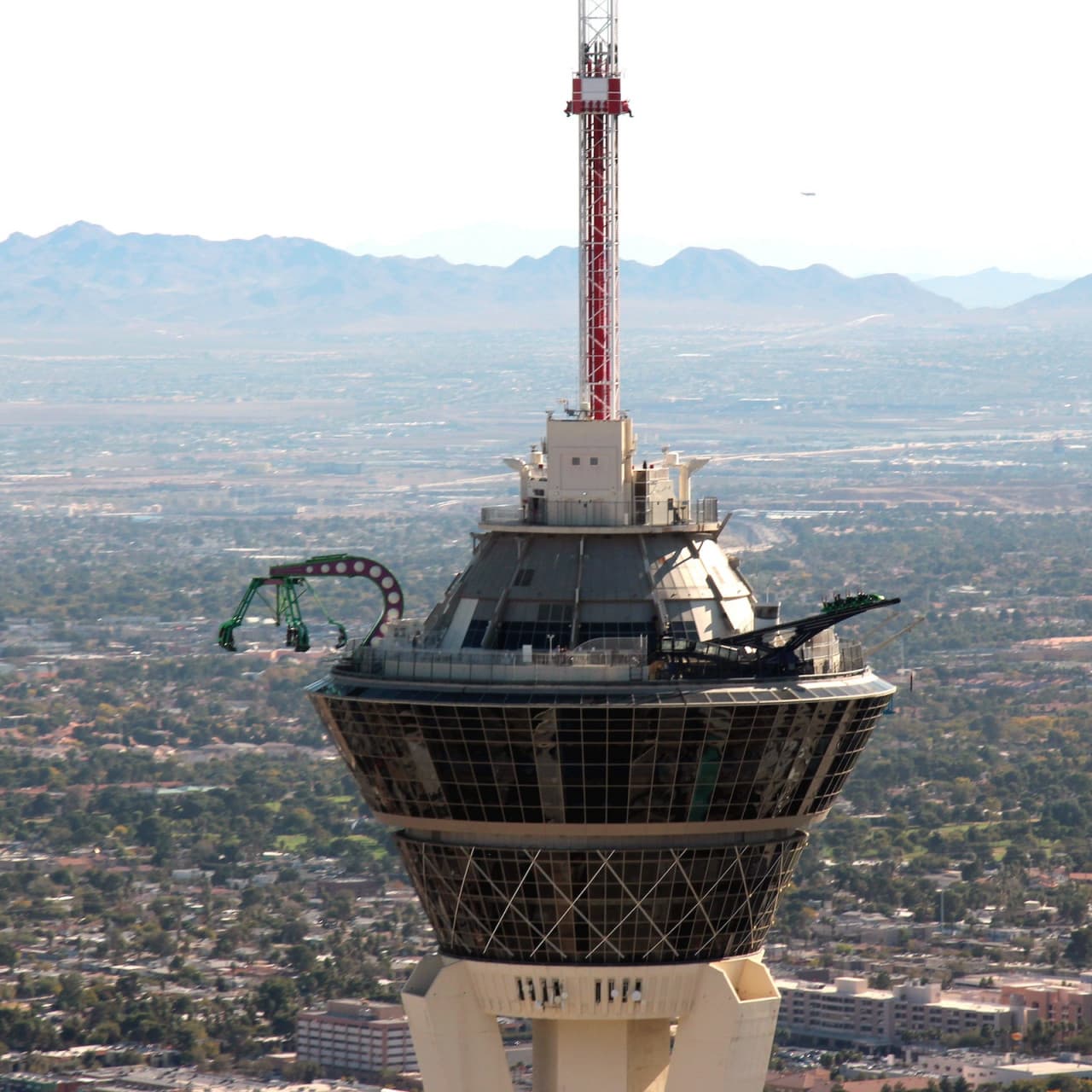 SkyPod, SkyJump, and Thrill Rides at The STRAT Tower - تصویر 3