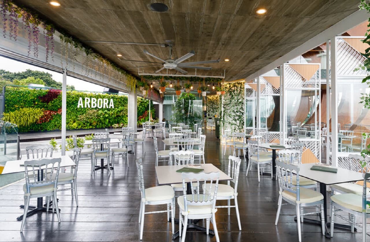 Good Old Days Sentosa Dining Experience - تصویر 7