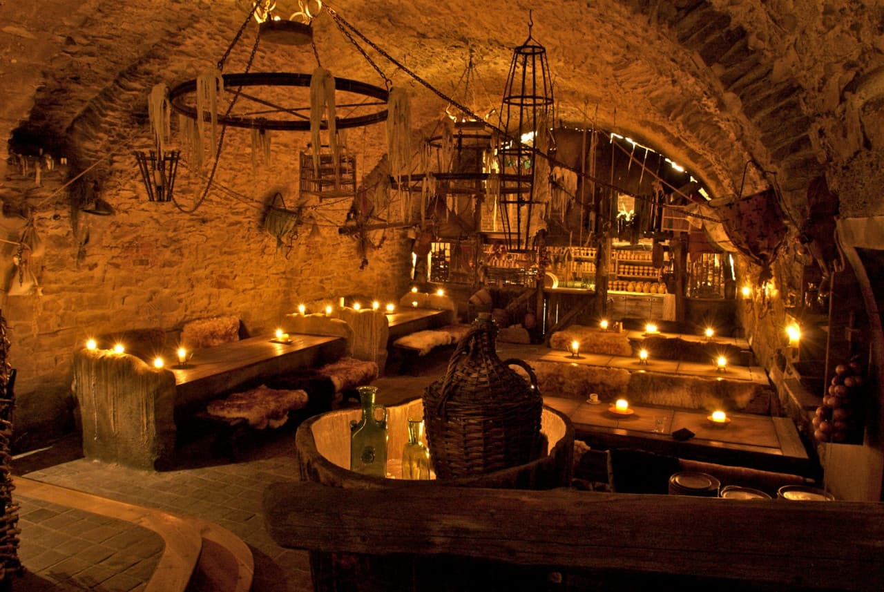 Prague: Medieval Dinner With Live Show & Unlimited Drinks - تصویر 5