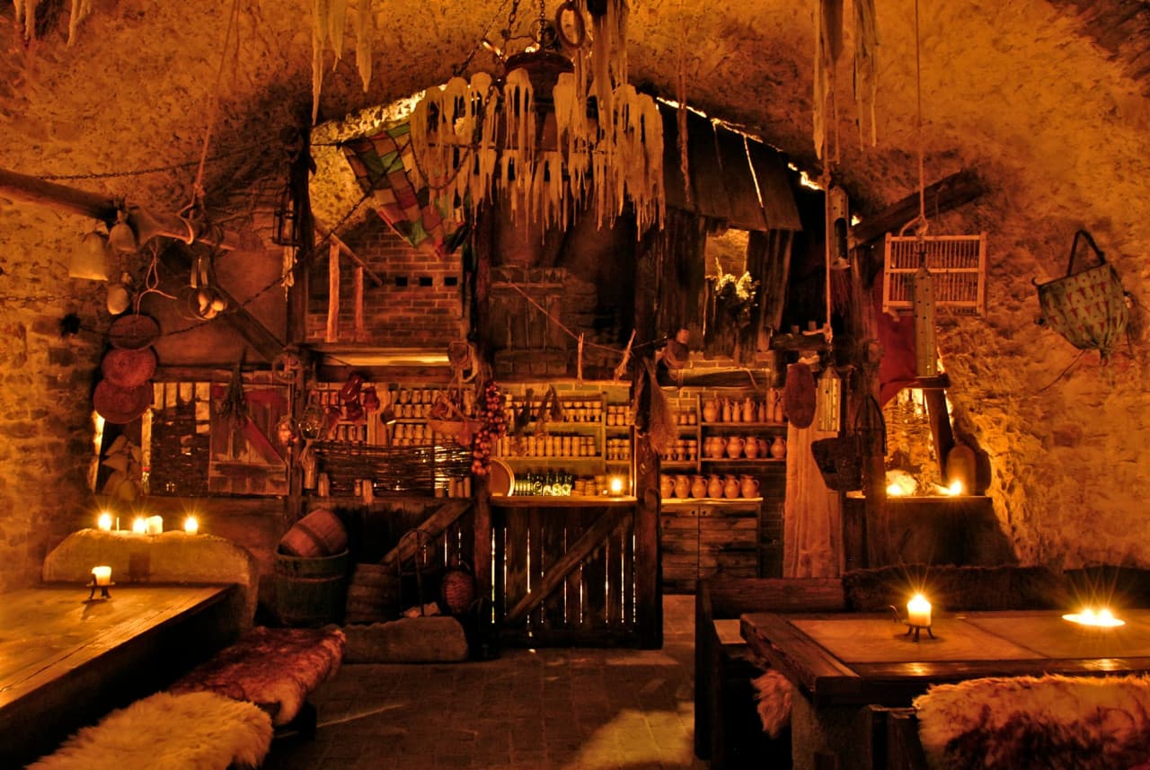 Prague: Medieval Dinner With Live Show & Unlimited Drinks - تصویر 2
