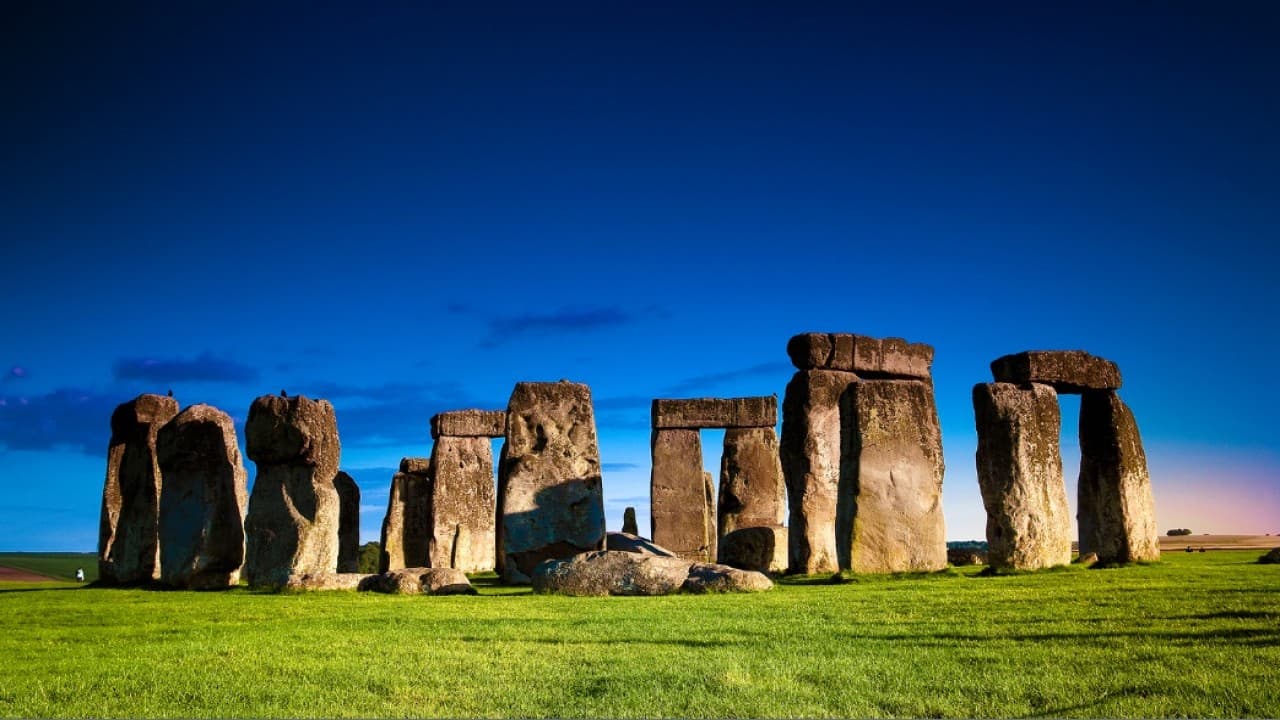 Windsor Castle, Stonehenge and Bath Tour with Lunch in Lacock - تصویر 7