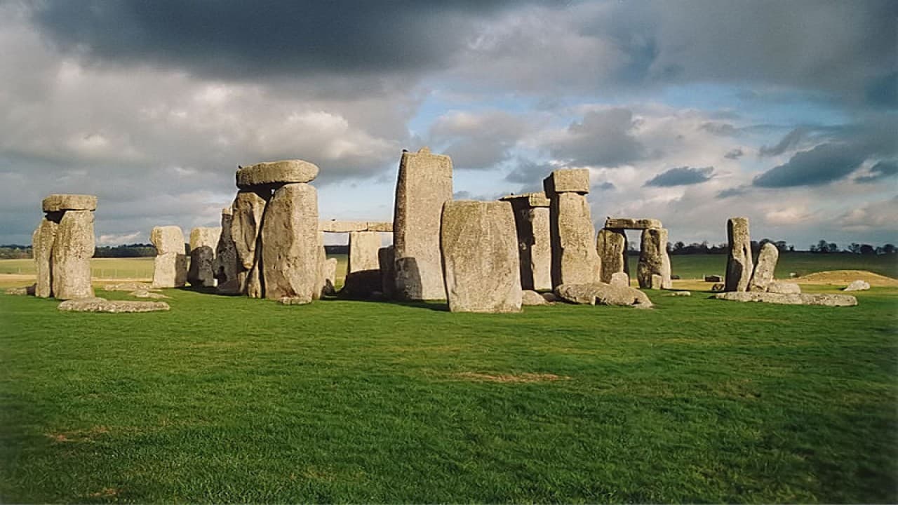 Stonehenge and Roman Baths Tour - تصویر 5