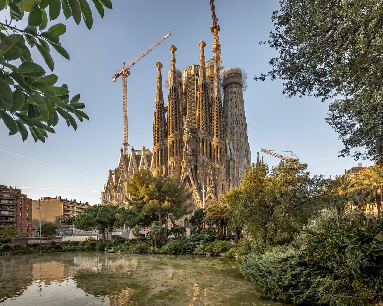 Sagrada Familia Ticket with Optional Tower Access - تصویر اصلی