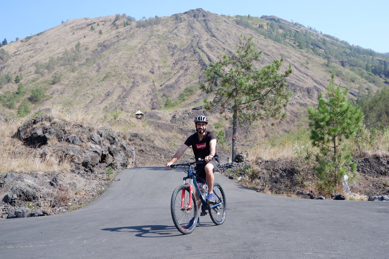 Mount Batur Sunrise and Black Lava Cycling Tour - تصویر 4