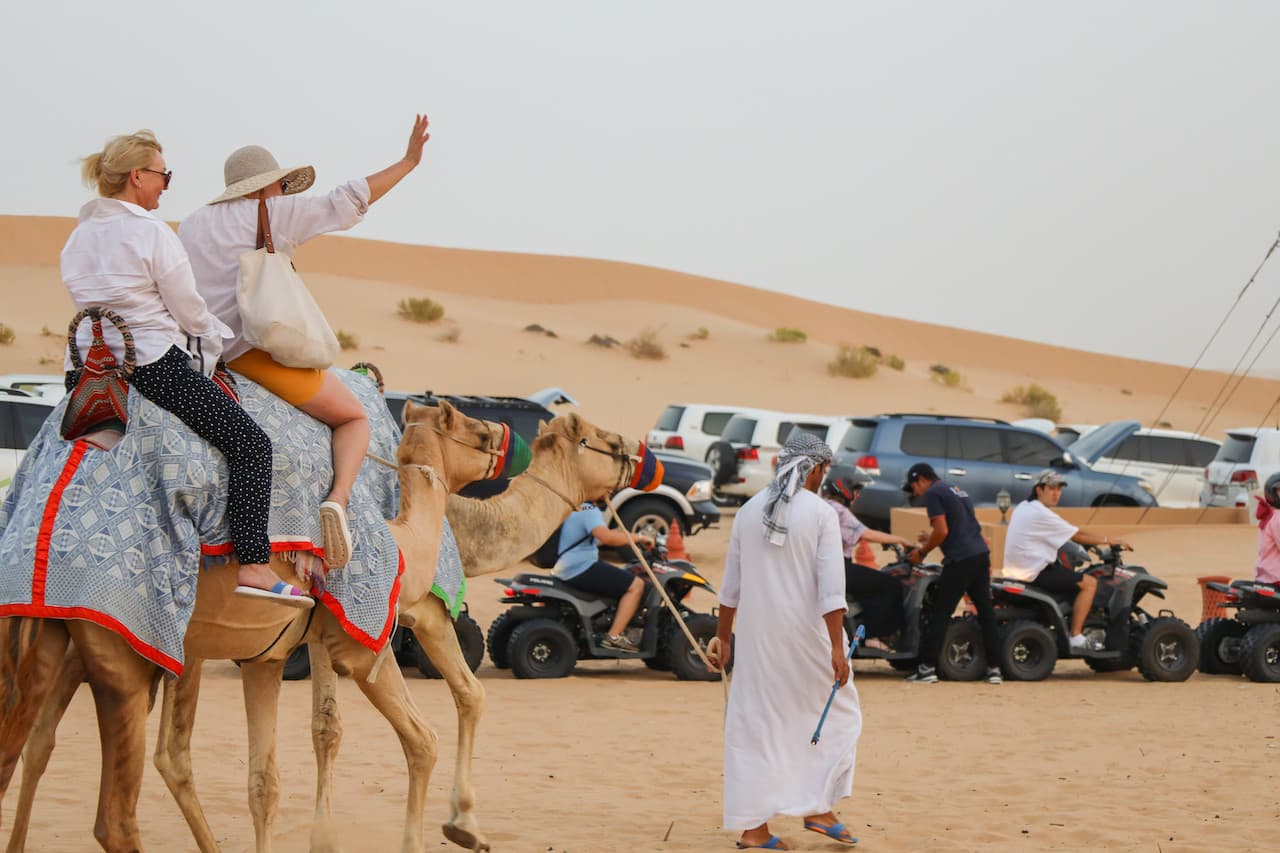 Desert Safari Tour from Abu Dhabi - تصویر 7