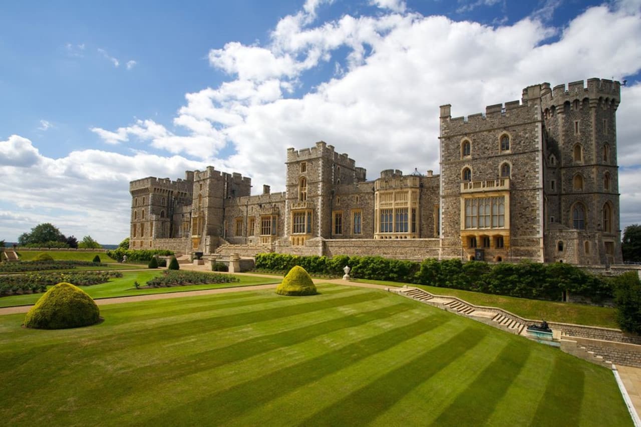 Windsor Castle Half-Day Tour from London with Audio Guide - تصویر 7