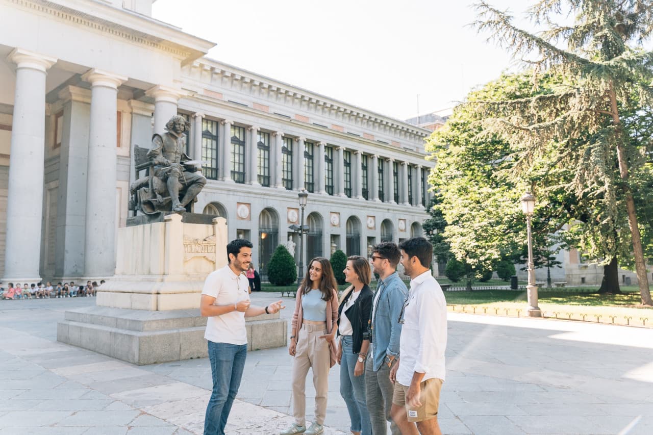 Madrid Walking Tour with High-Speed Train Transfer from Barcelona and Prado Museum Admission - تصویر 4