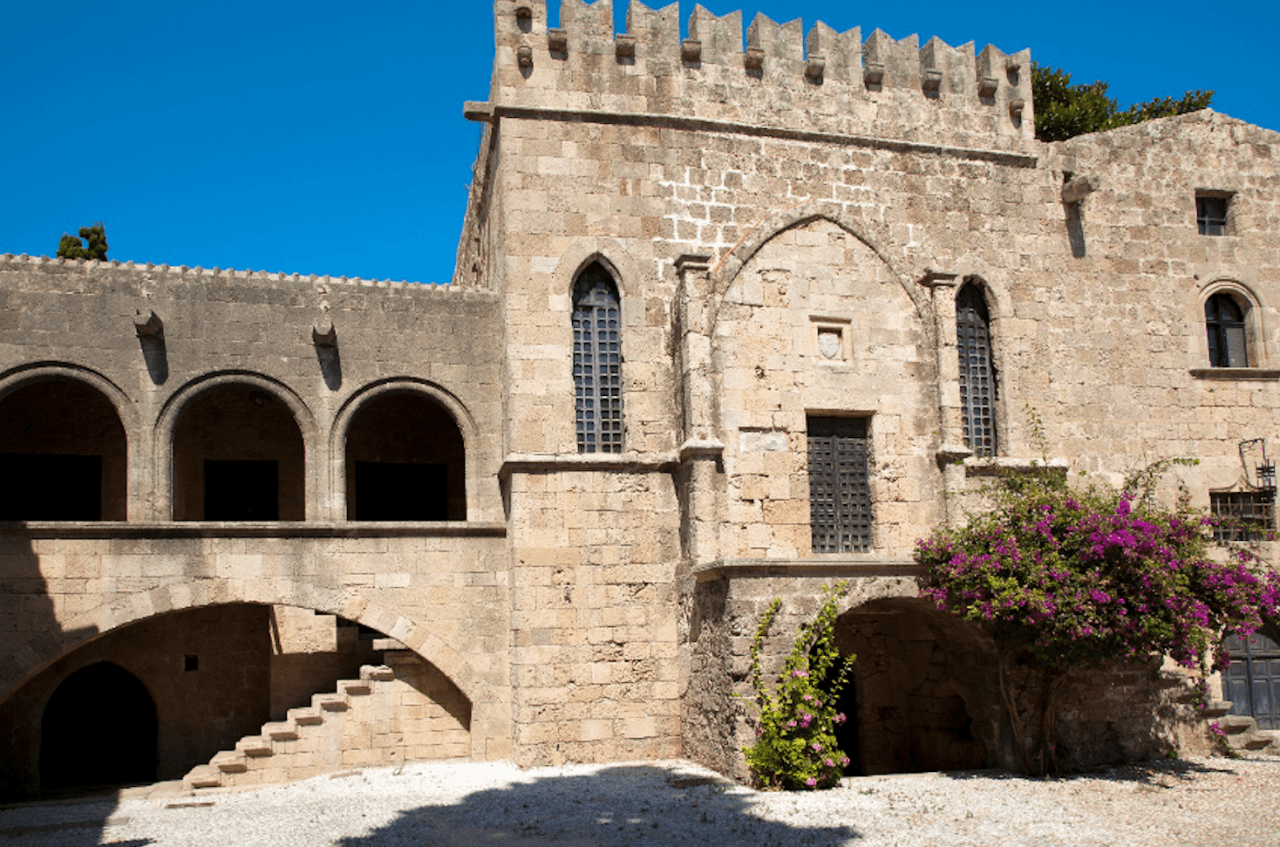 Palace of the Grand Master of the Knights of Rhodes - تصویر 3