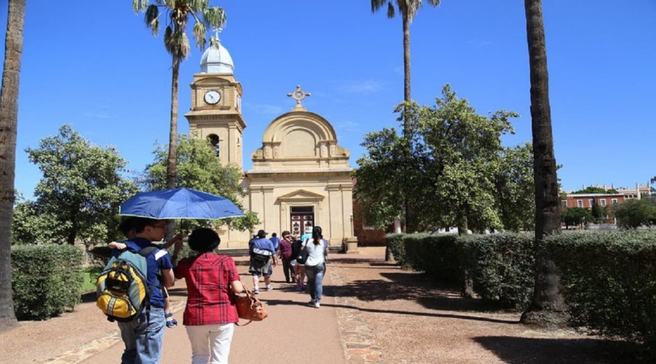 Pinnacles Desert and New Norcia Tour from Perth - تصویر 2