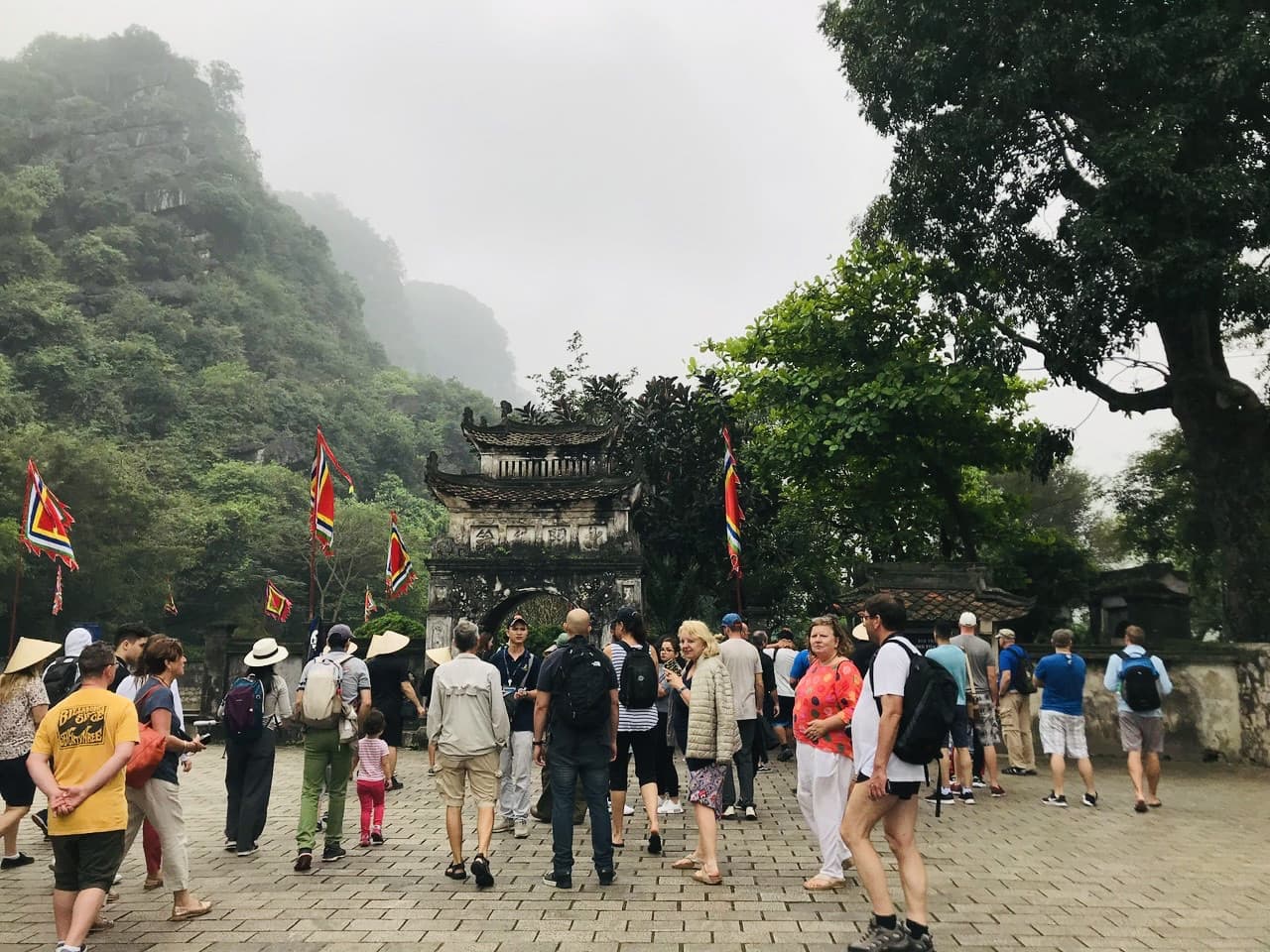 Hoa Lu and Tam Coc Tour from Hanoi - تصویر 12