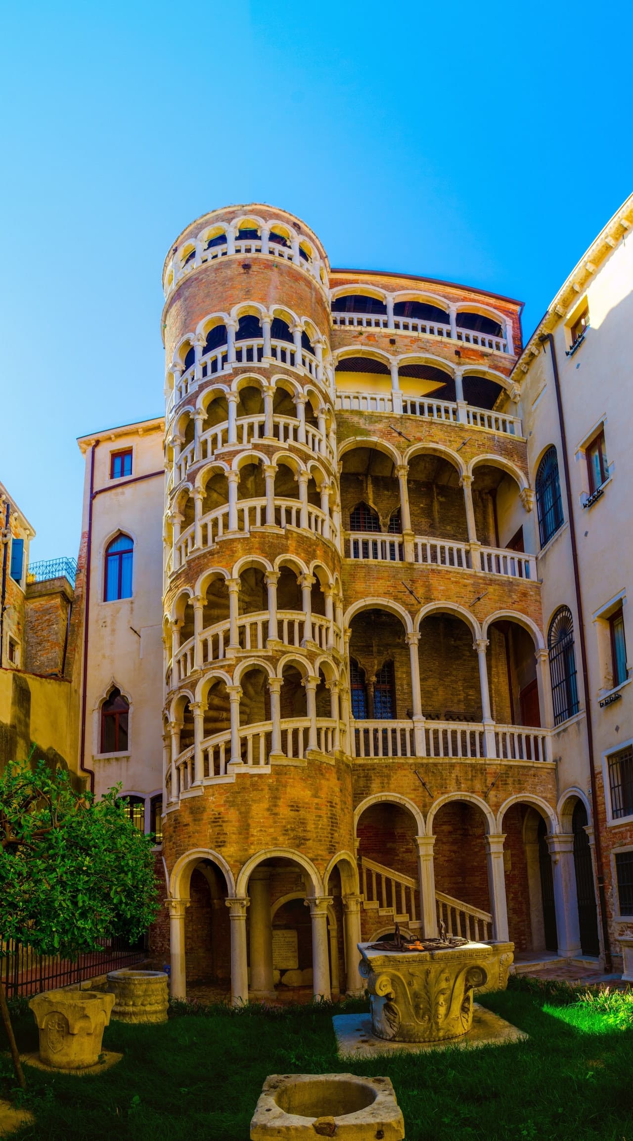 Scala Contarini del Bovolo - تصویر 6