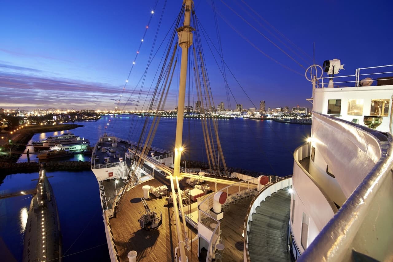 The Queen Mary Ticket - تصویر 4
