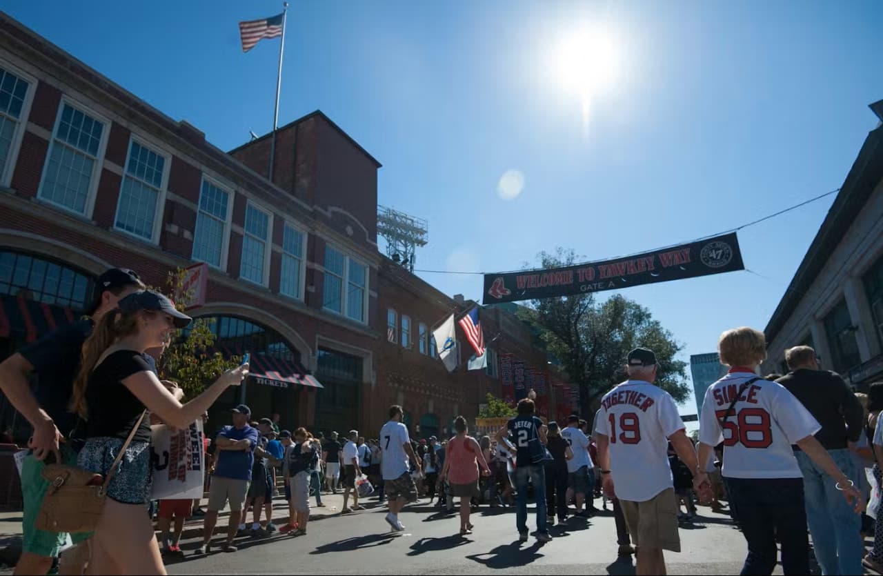 Fenway Park walking tour in Boston - تصویر 3