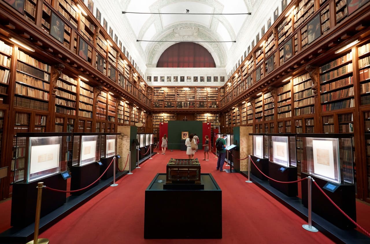Pinacoteca Ambrosiana Art Gallery - تصویر 3