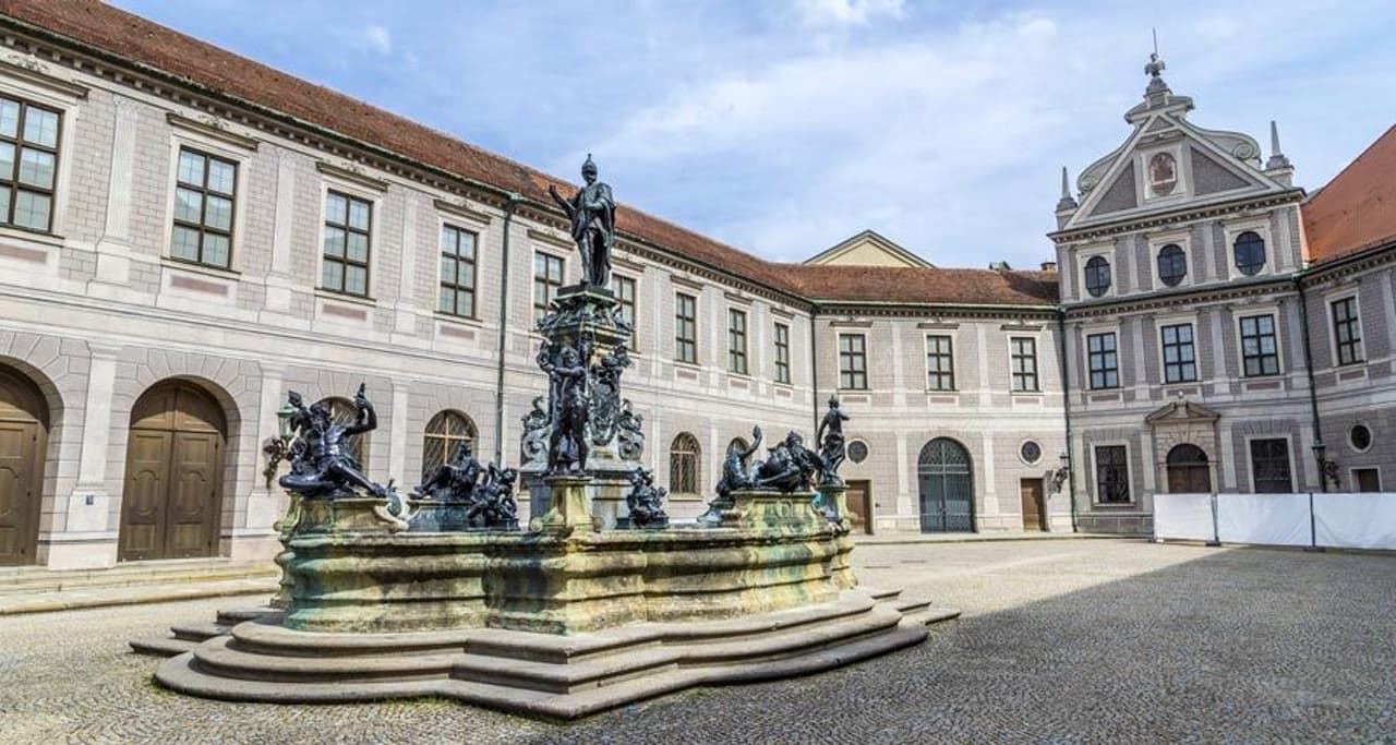 Munich Walking Tour - تصویر 4