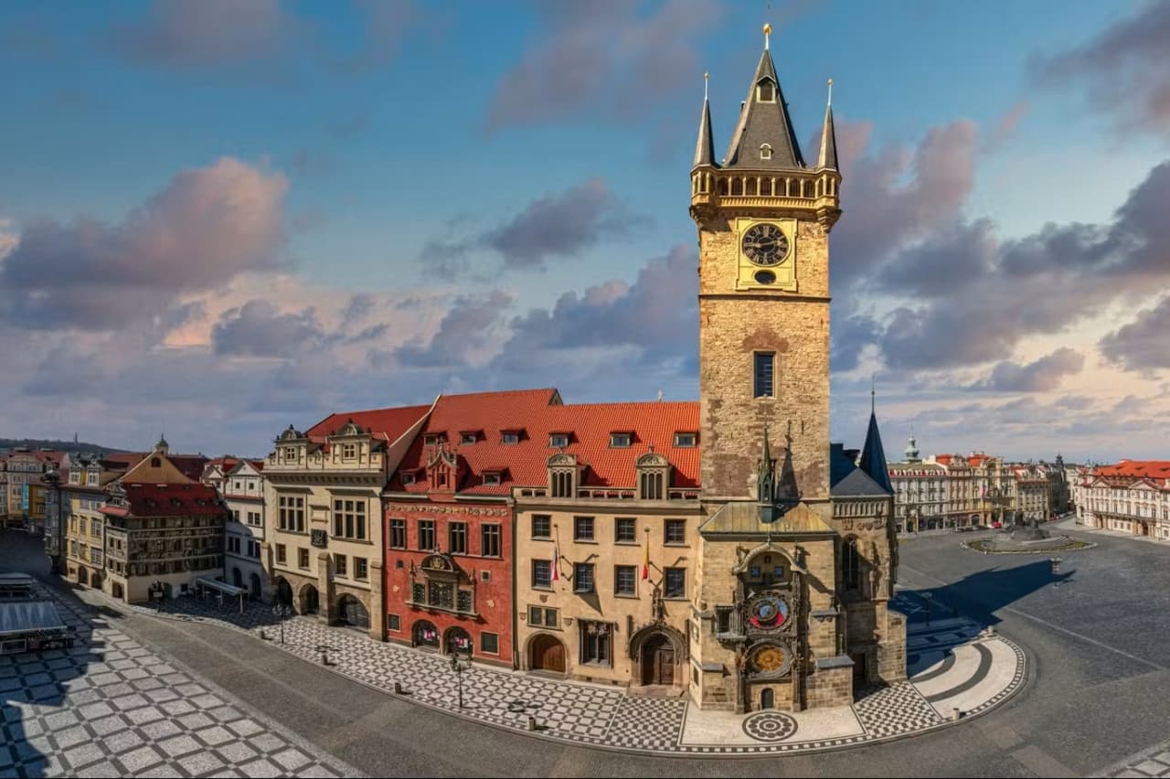 Old Town Hall Tower & Astronomical Clock Ticket - تصویر اصلی