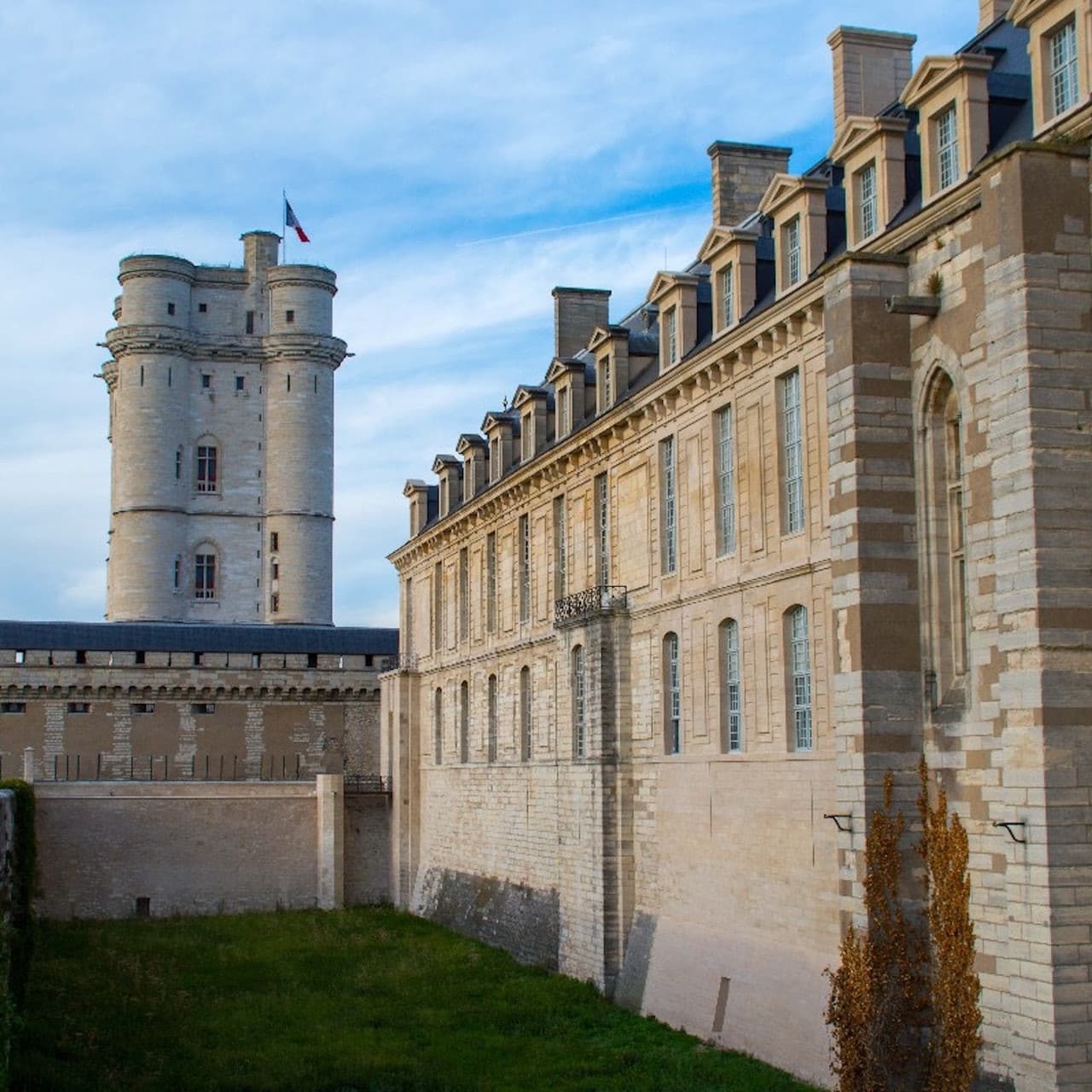 Chateau de Vincennes - تصویر 2