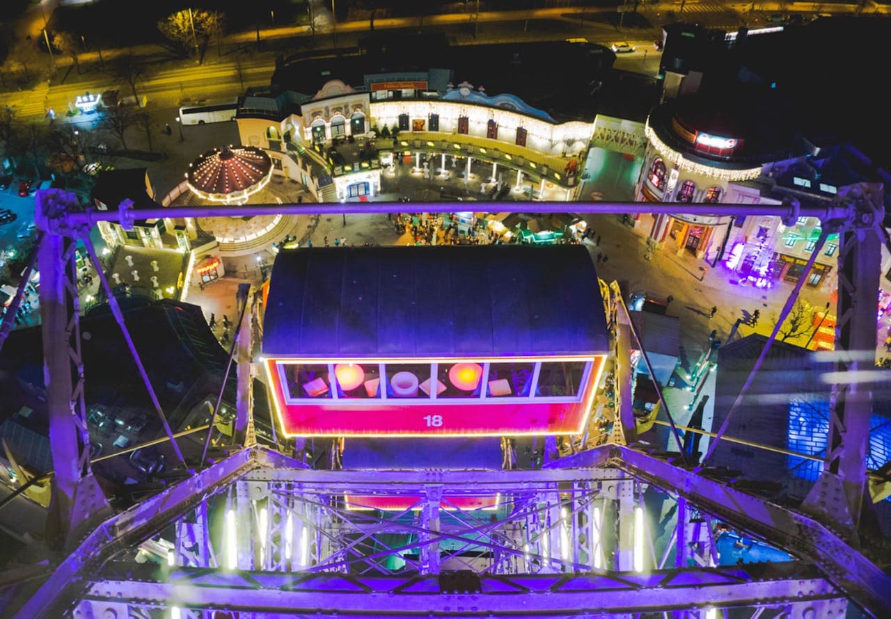 Vienna's Giant Ferris Wheel - تصویر 5