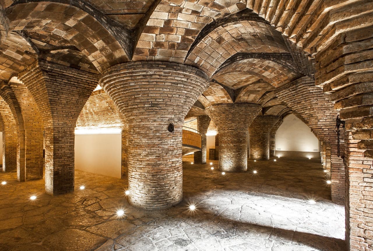 Palau Guell Ticket - تصویر 2