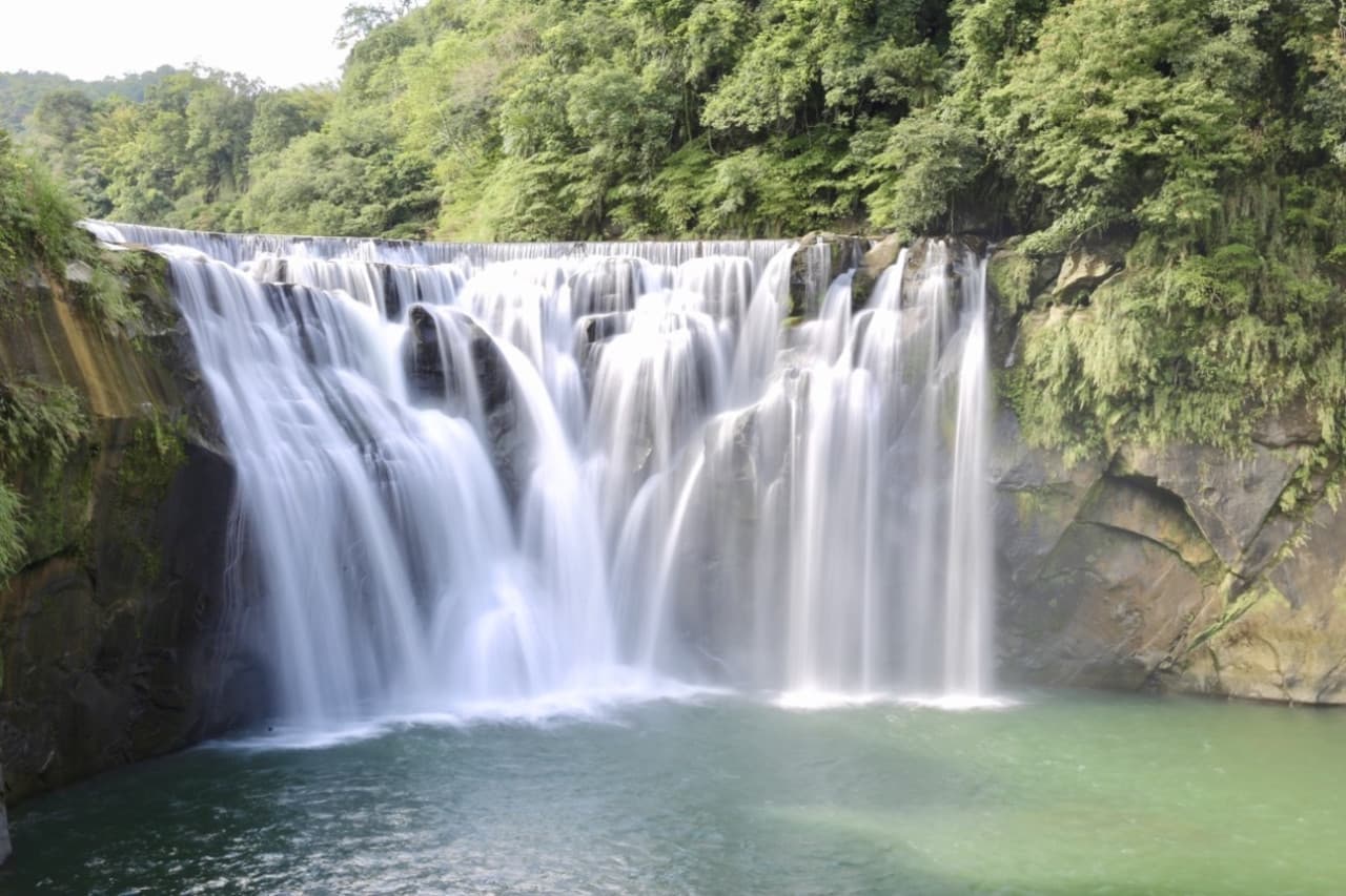 Yehliu, Jiufen, and Shifen Full-Day Tour from Taipei - تصویر 8