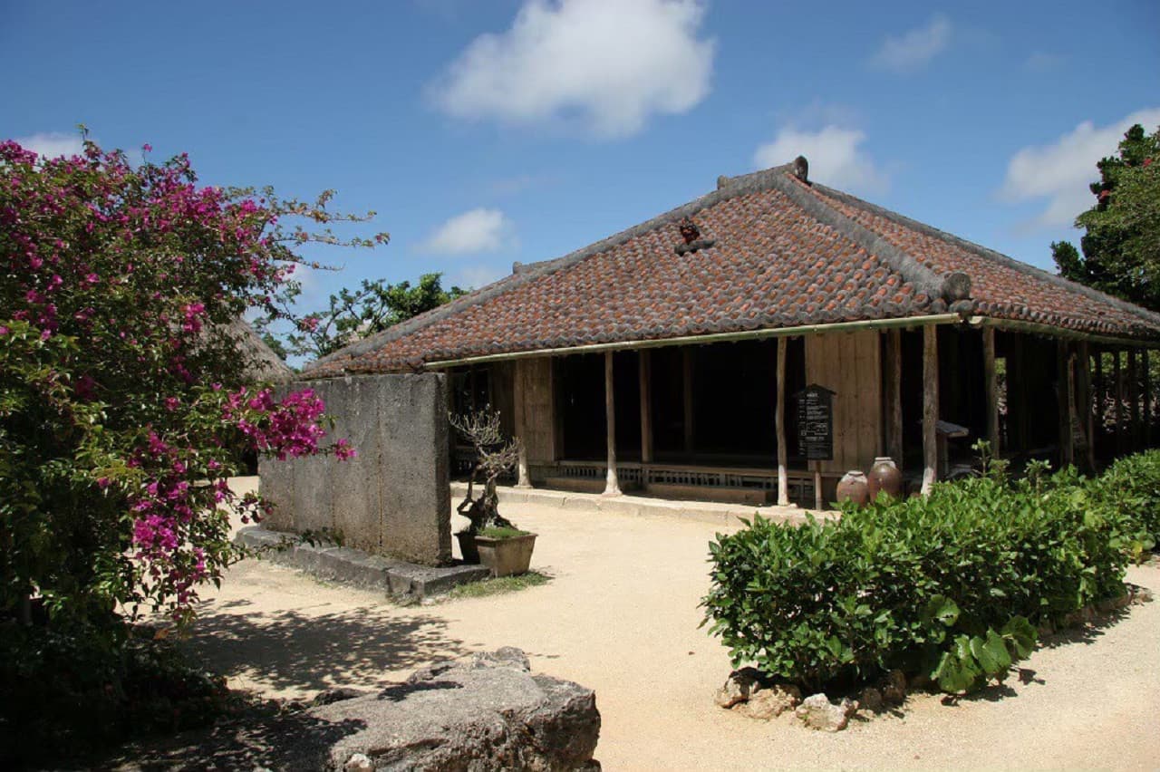Okinawa Ryukyu Village - تصویر 5
