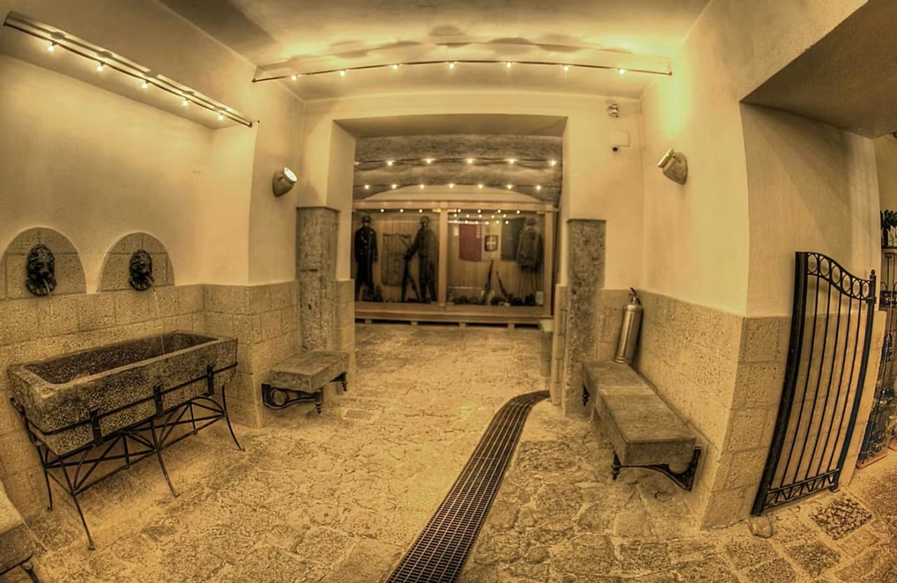Naples Underground Guided Tour - تصویر 9