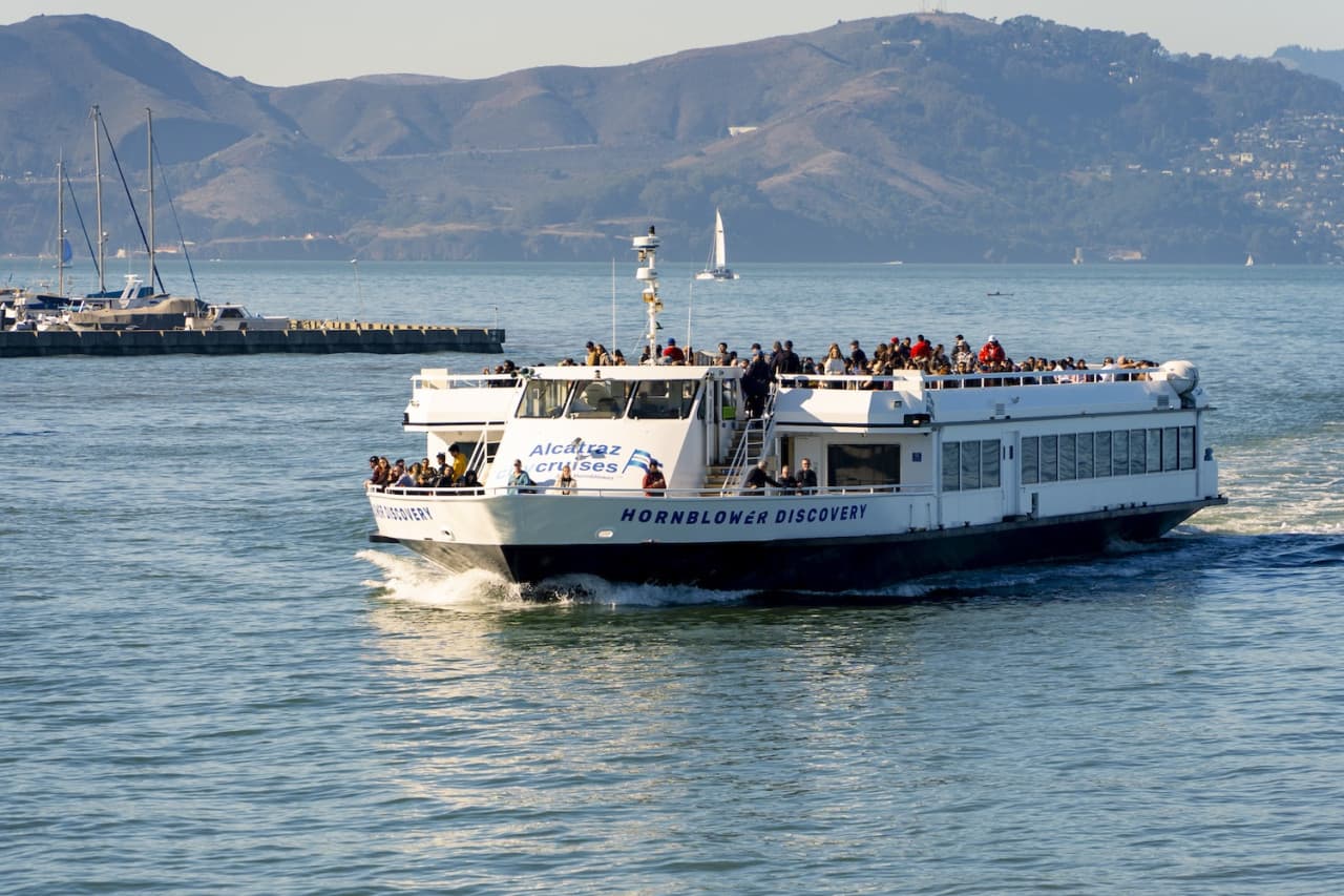 Official Alcatraz Island Admission Ticket + Audio Tour with Roundtrip Ferry by Alcatraz City Cruises - تصویر 10