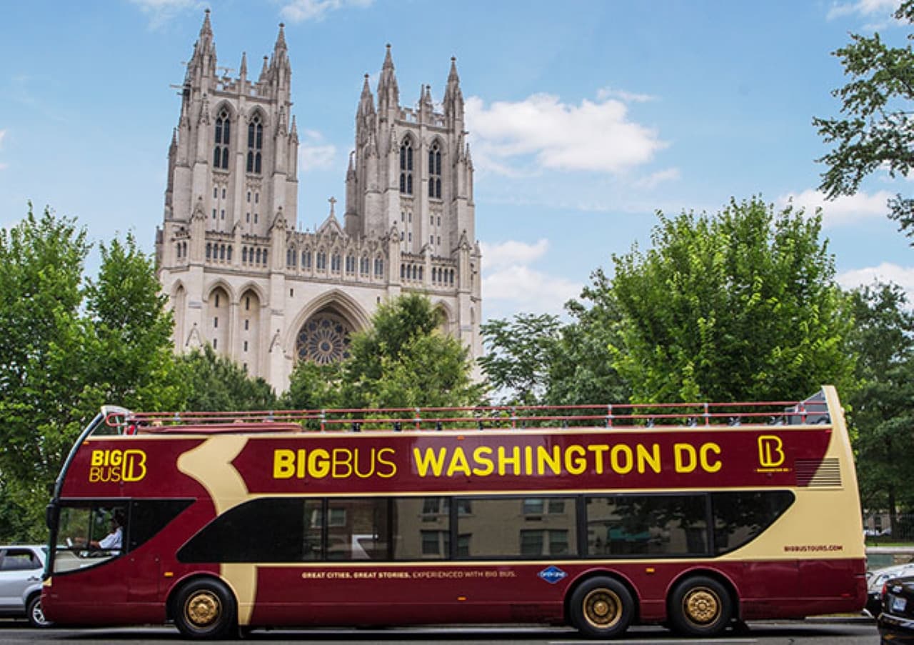 Big Bus Washington DC Hop-on Hop-off Bus Tour - تصویر 2