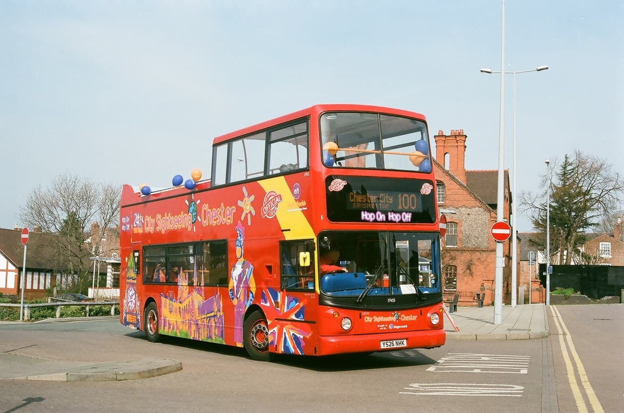 City Sightseeing Chester Hop-on Hop-off Bus Tour - تصویر 4