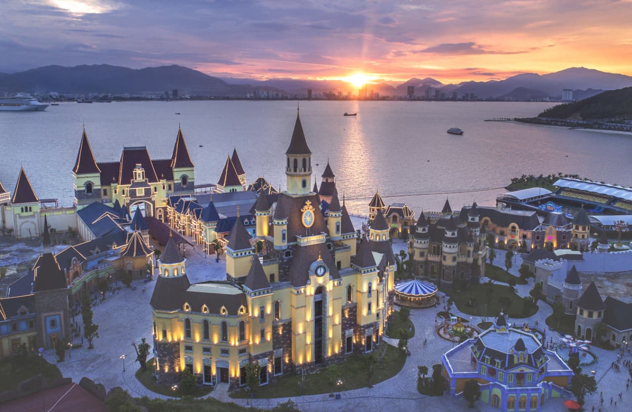 VinWonders Nha Trang Amusement Park Ticket - تصویر اصلی