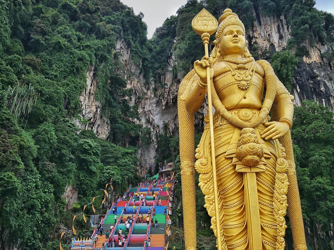 Genting Highlands and Batu Caves Full-Day Tour from Kuala Lumpur - تصویر 7
