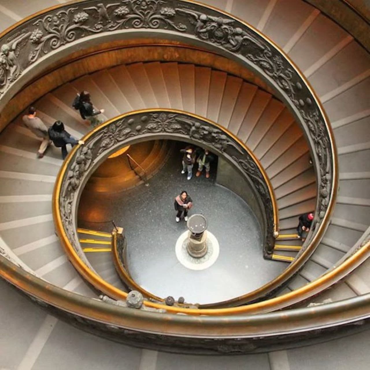 Vatican Museums Self-Guided Tour through Audio Guide App - تصویر اصلی