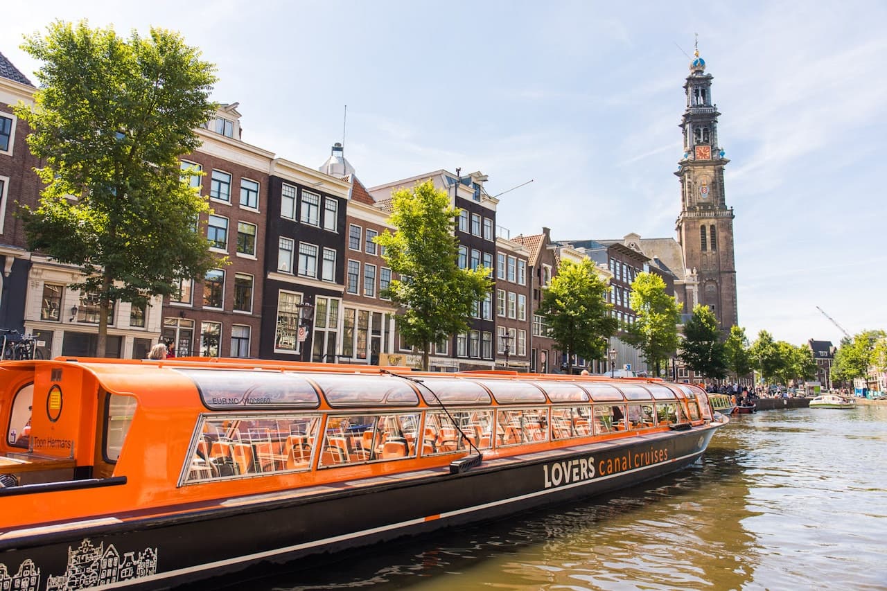 Amsterdam City Centre Canal Cruise Including Audioguide - تصویر 2