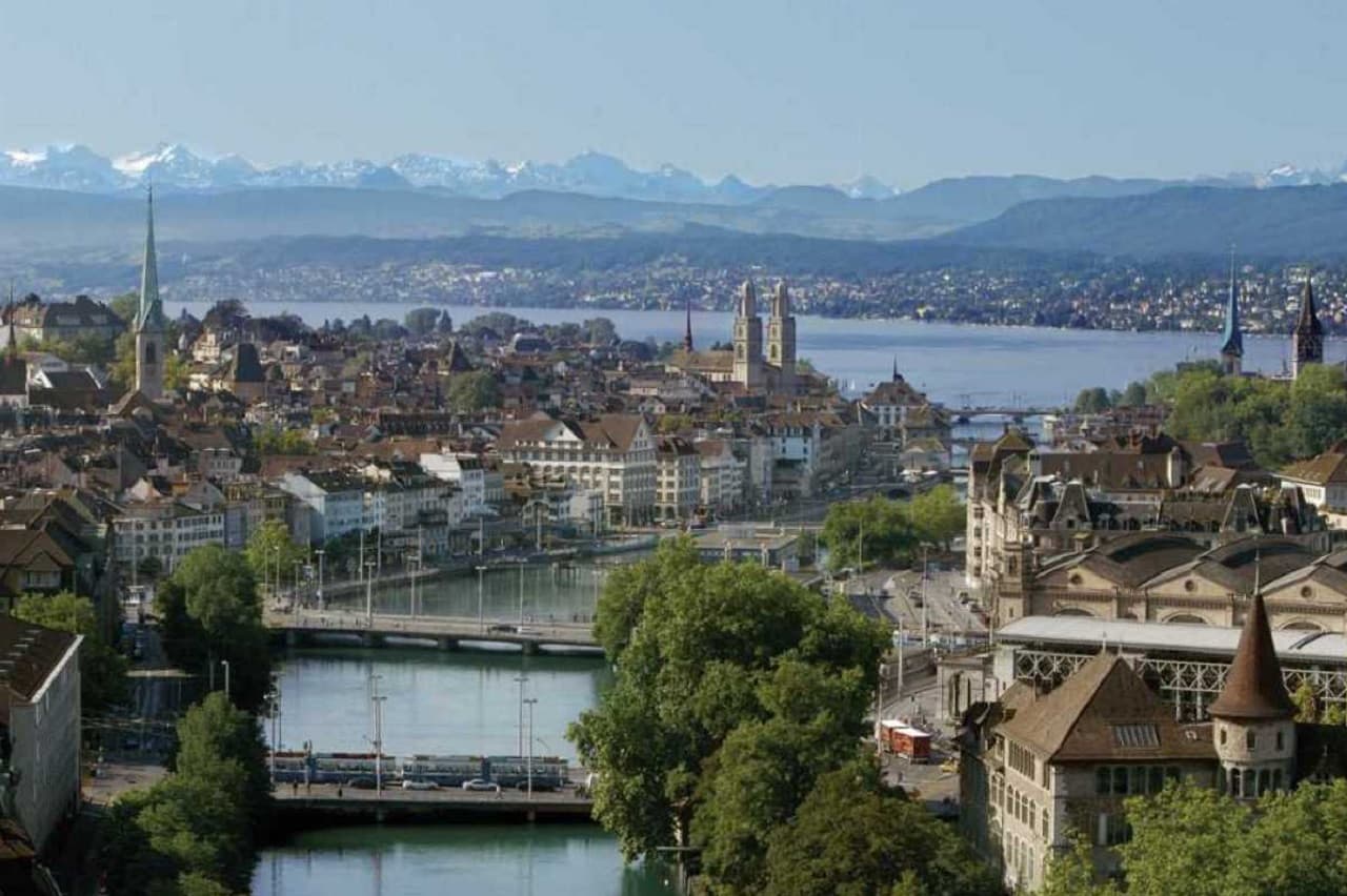 Zurich City Tour with Ferry and Felsenegg Cable Car - تصویر 2