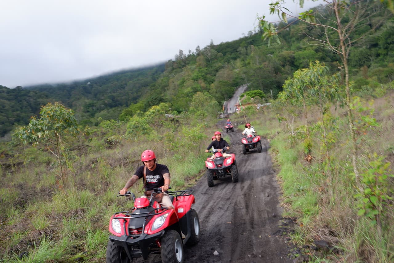 Mount Batur Quad Bike Tour and Hot Spring Visit - تصویر 5