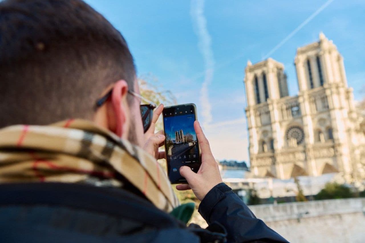 Notre Dame Cathedral Neighbourhood Guided Walking Tour - تصویر 2