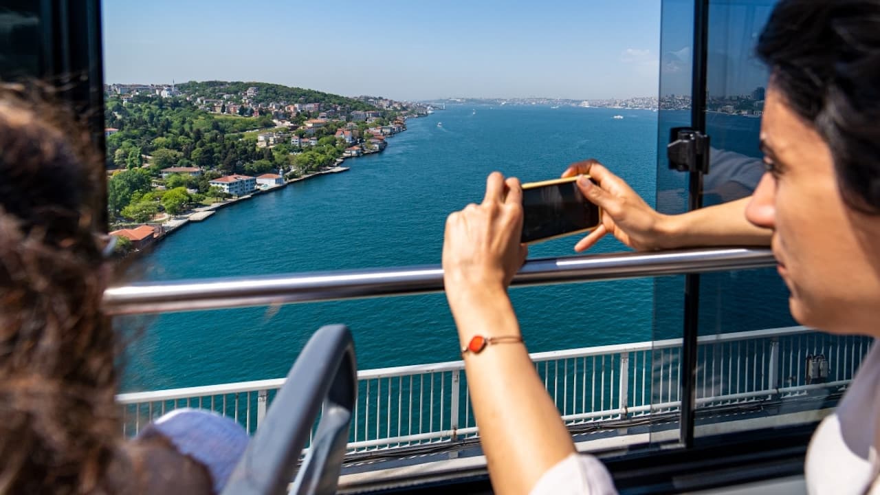 Istanbul Hop-On Hop-Off Bus Tour - تصویر 10