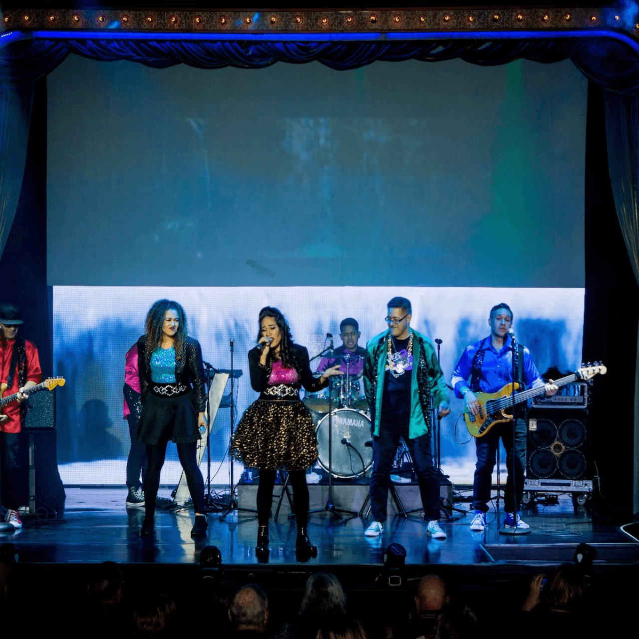 V Theatre Las Vegas - The Jets 80s and 90s Experience Show - تصویر 3