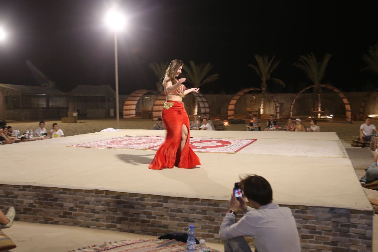 Premium Evening Desert Safari Tour from Dubai with BBQ Dinner - تصویر 20