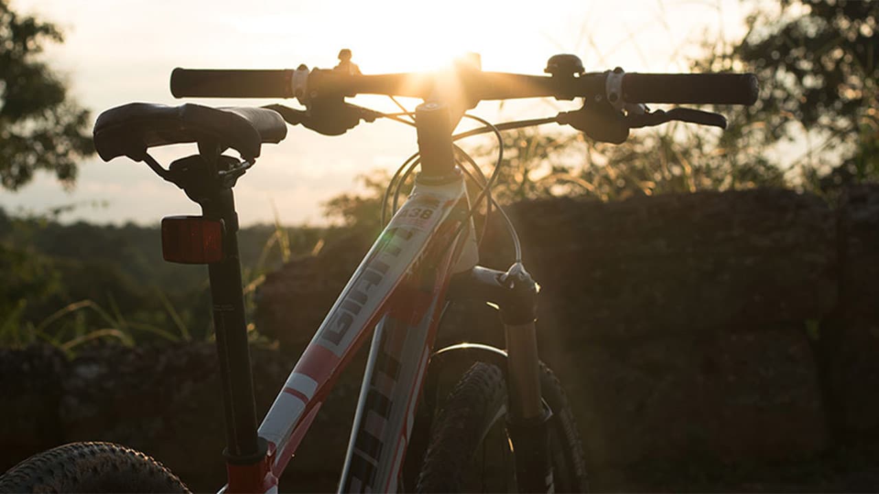 Angkor Cycling Tour - تصویر 3
