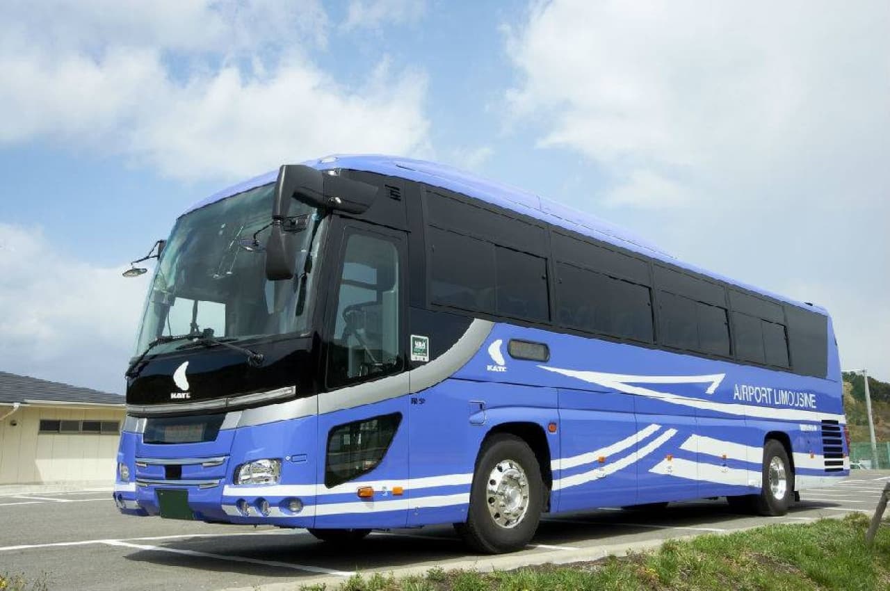Kansai Limousine Bus - Kansai Airport to/from Namba OCAT/Kyoto/Tempozan/USJ - تصویر 4