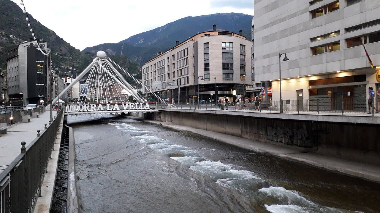 France and Andorra Tour from Barcelona - تصویر اصلی