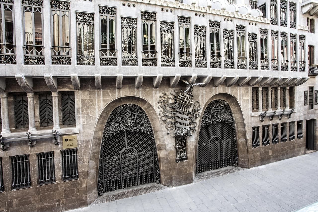 Palau Guell Ticket - تصویر اصلی