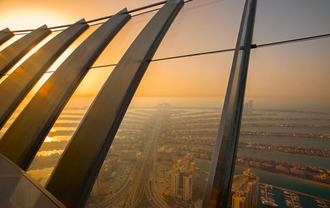 The View at The Palm Ticket - تصویر 5