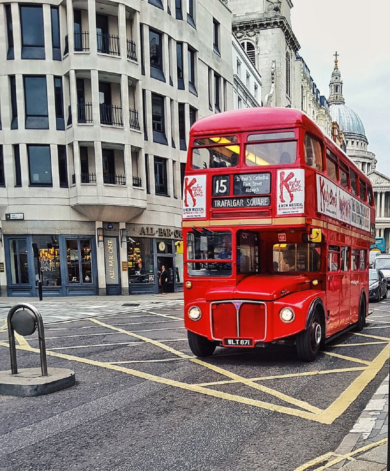 Open Top Vintage Bus Tour and River Thames Cruise - تصویر اصلی