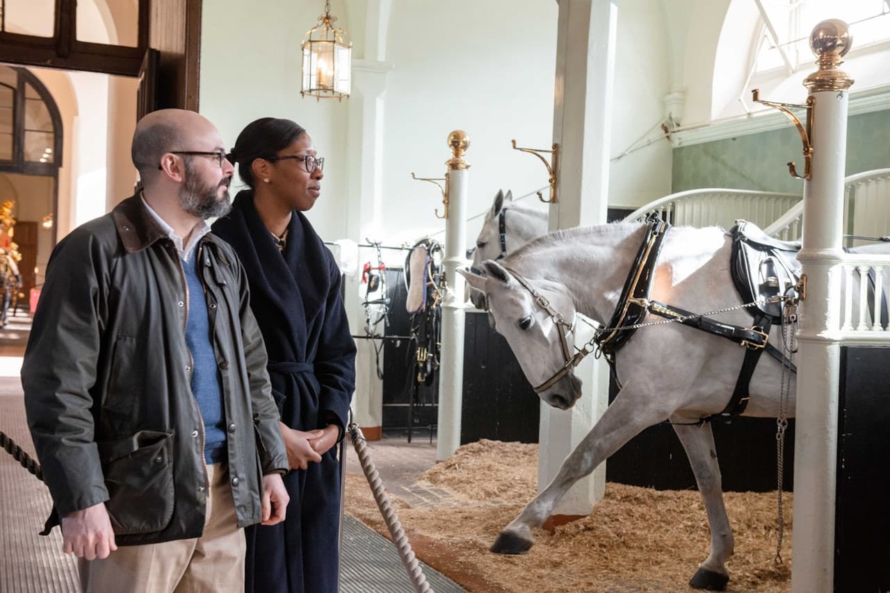 Royal Mews at Buckingham Palace - تصویر 5