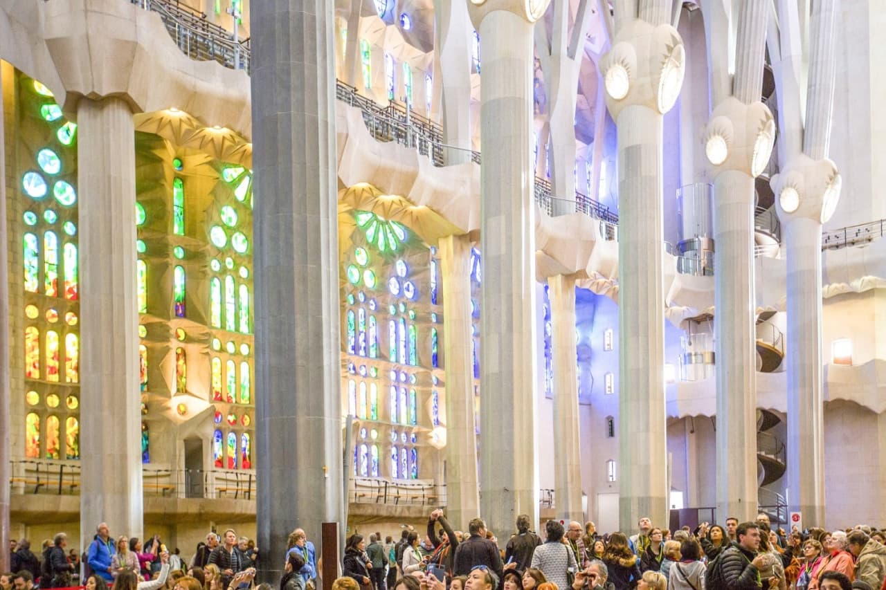 Sagrada Familia Skip-the-Line Guided Tour - تصویر 4